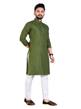 Load image into Gallery viewer, MEN&#39;s GREEN SOLID PLAIN COTTON CASUAL CHINESE NECK STRAIGHNT KURTA &amp; PYJANA SET
